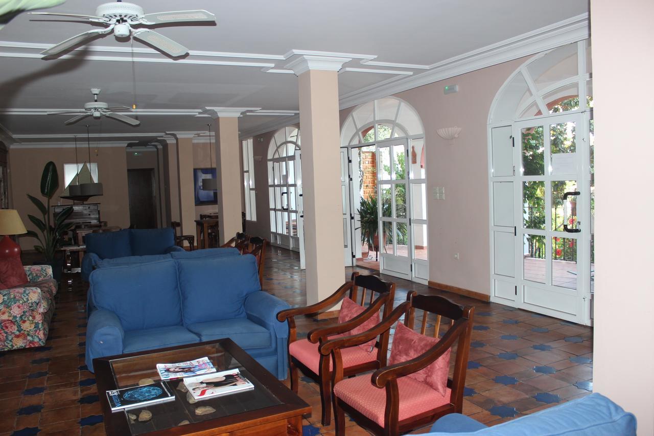 Hotel Varinia Serena - Balneario De Alange Zewnętrze zdjęcie